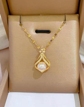 Water Drop White Pearl Pendant Necklace For Women