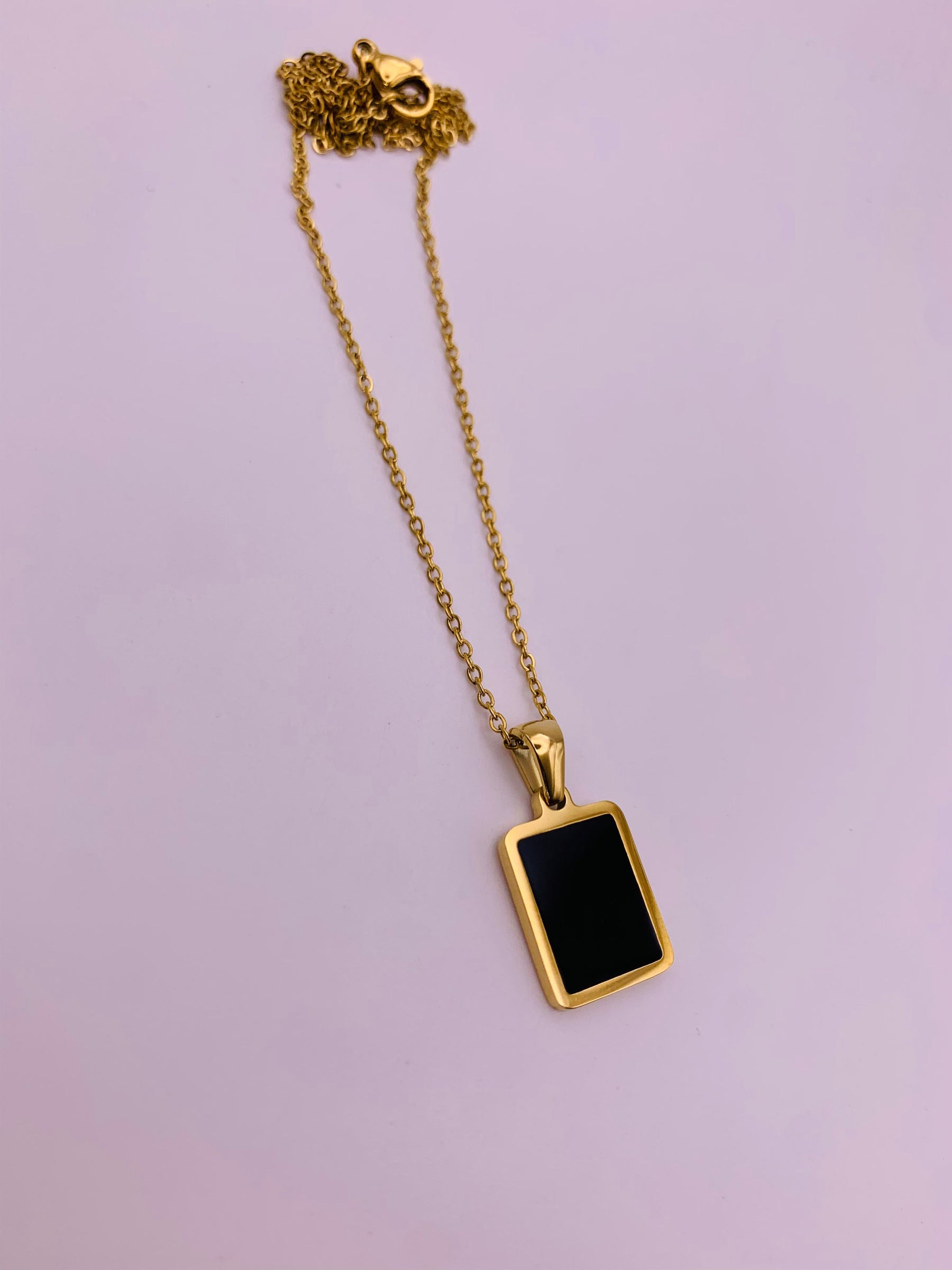 Black Stone Pendant P-19